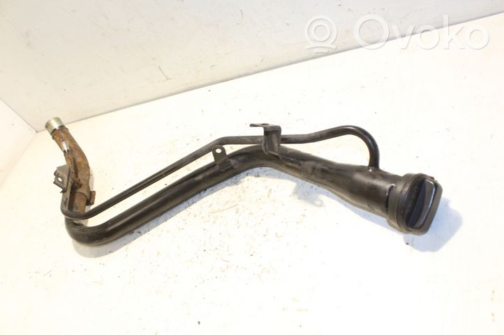 Honda CR-V Fuel tank filler neck pipe 