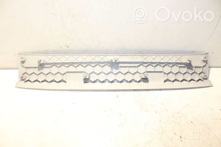 Volkswagen Tiguan Garniture de hayon intérieur 5N0867617