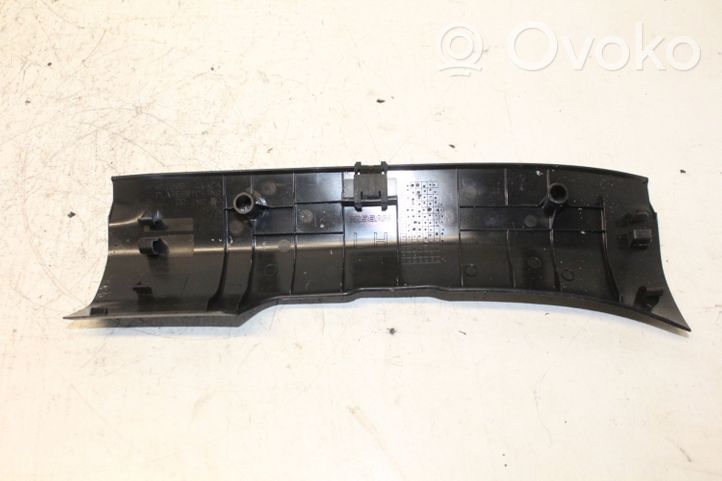 Nissan Qashqai Garniture de marche-pieds arrière 769B74EA0A