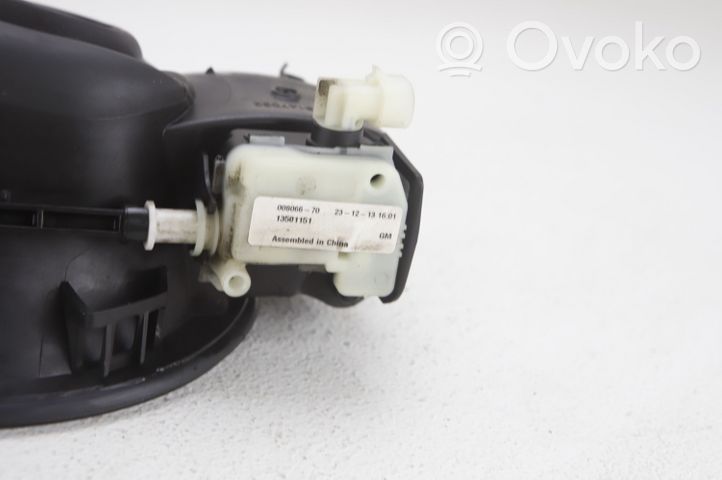 Opel Mokka Bouchon, volet de trappe de réservoir à carburant 95147032