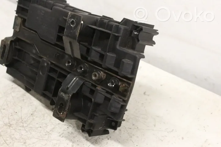 Opel Mokka Boîte de batterie 95933269