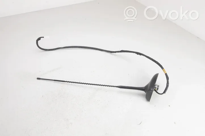 Toyota Auris E180 Antena radiowa V3-09075C