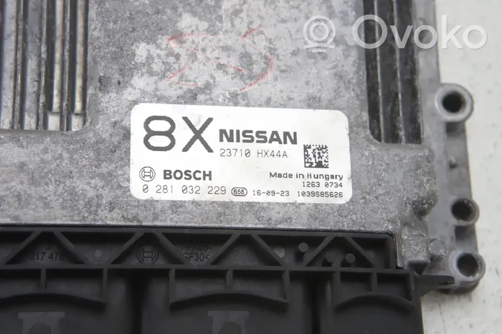 Nissan X-Trail T32 Sterownik / Moduł ECU 23710HX44A