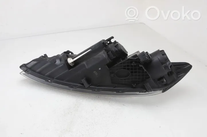 KIA Optima Phare frontale 92102-2T451