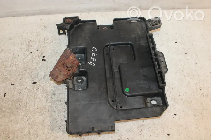 KIA Ceed Vassoio batteria 37150-A5000