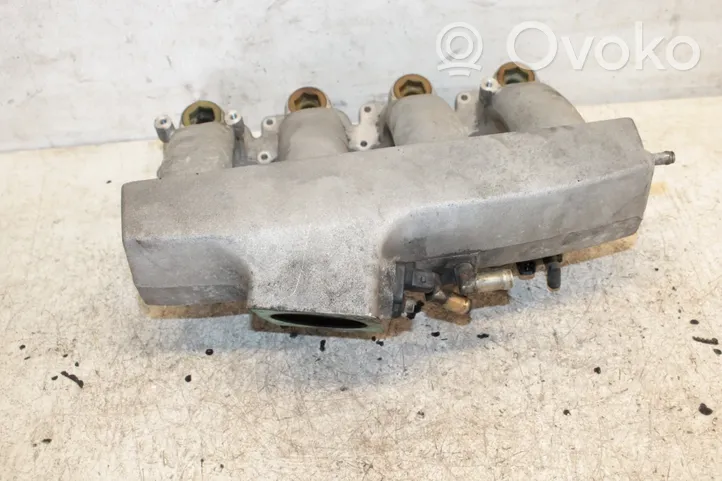 Audi A4 S4 B5 8D Intake manifold 