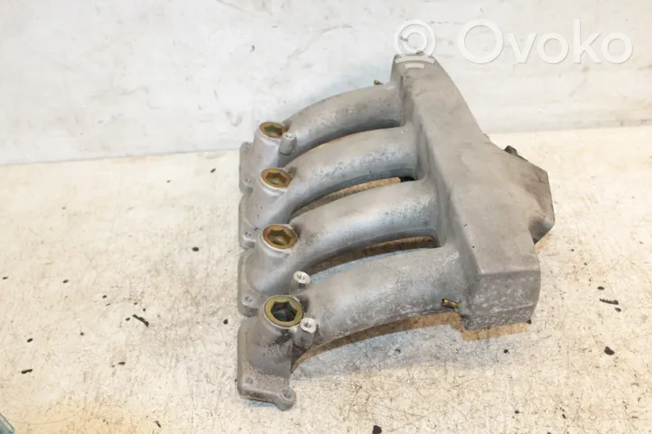 Audi A4 S4 B5 8D Intake manifold 