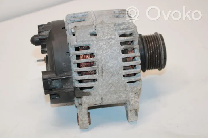 Volkswagen PASSAT B6 Alternator 06F903023C