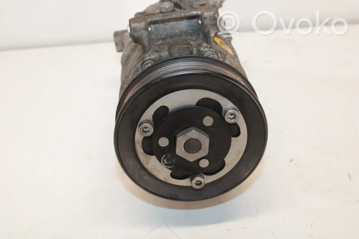 Volkswagen Golf VII Air conditioning (A/C) compressor (pump) 5Q0820803