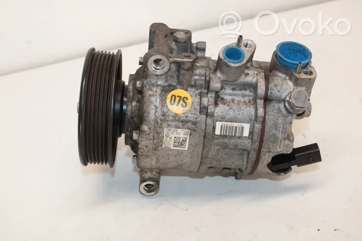 Volkswagen Golf VII Air conditioning (A/C) compressor (pump) 5Q0820803