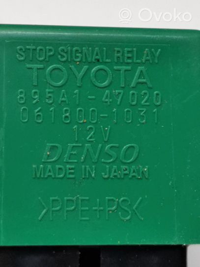 Toyota RAV 4 (XA40) Autres unités de commande / modules 0618001031