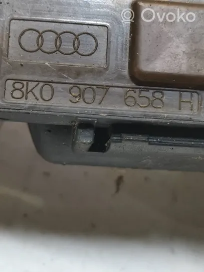 Audi A4 S4 B9 Maître-cylindre d'embrayage 8K0907658H