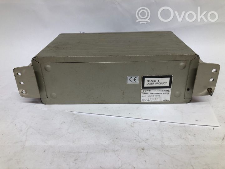 Chrysler 300M CD/DVD changer Cdx505rf