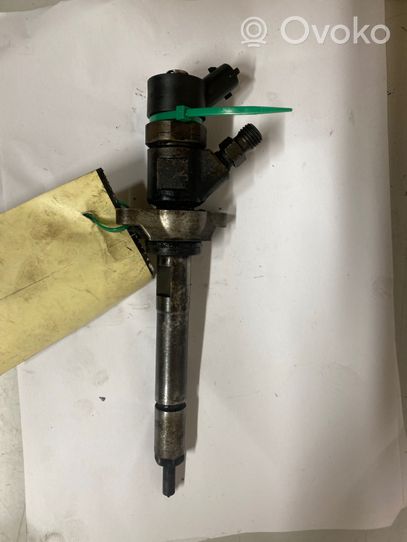 Peugeot 307 Injecteur de carburant 04415110239