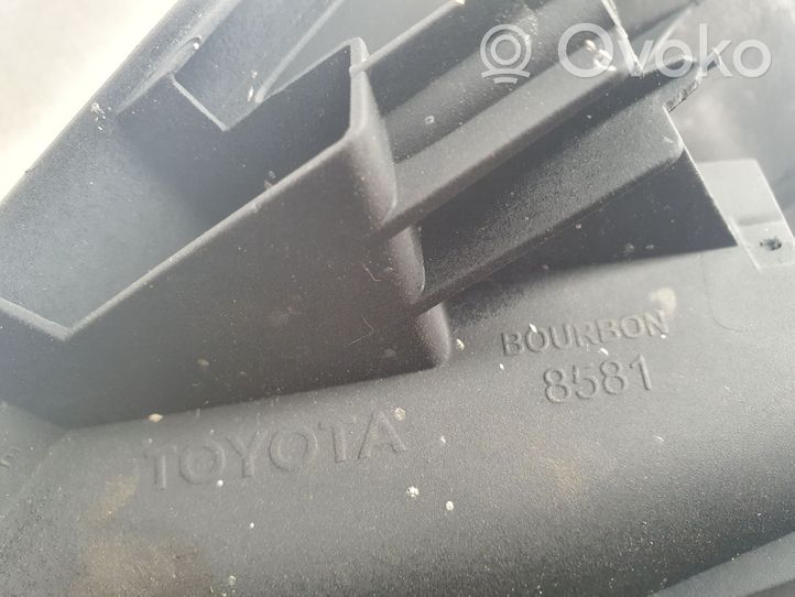 Toyota Avensis T250 Muu keskikonsolin (tunnelimalli) elementti 8581