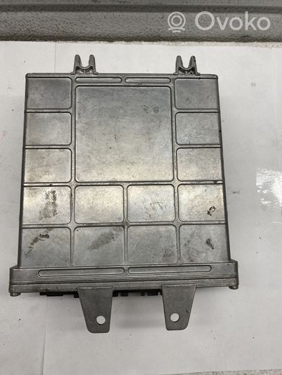 Audi A4 S4 B5 8D Sterownik / Moduł ECU 8D0907557