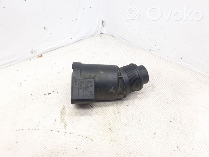 Volkswagen PASSAT B7 Conduit d'air (cabine) 03L131111G