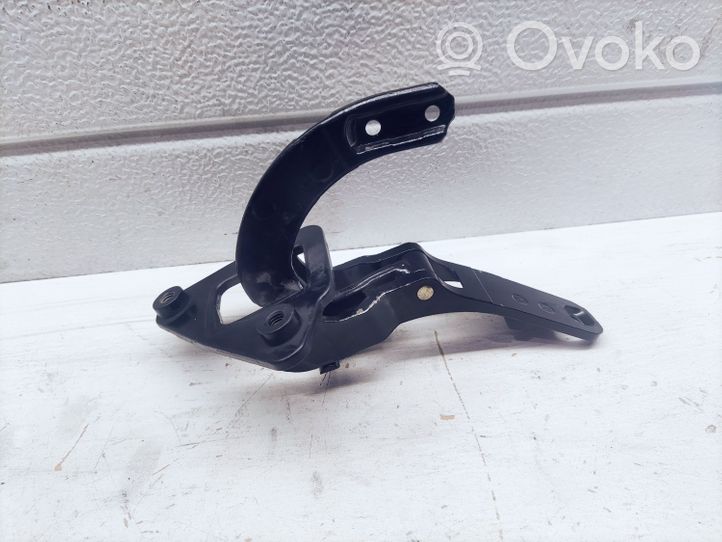 Volvo V70 Tailgate/trunk/boot hinge 8643157