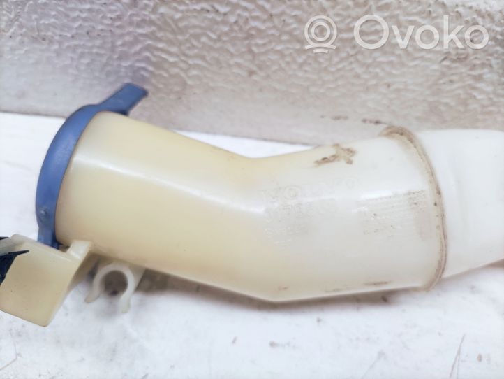 Volvo V70 Lamp washer fluid tank 9178568