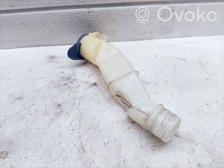 Volvo V70 Lamp washer fluid tank 9178568