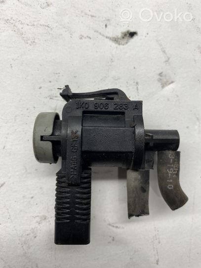 Volkswagen Tiguan Valve de freinage 1K0906283A