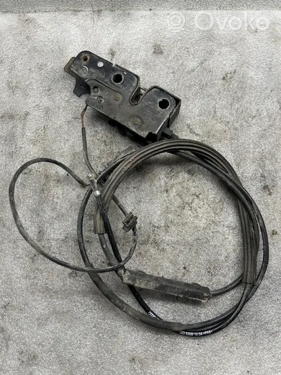 Audi A3 S3 8P Engine bonnet/hood lock release cable 8P0823535B