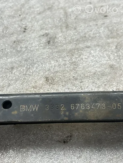 BMW 1 E81 E87 Taka-ylätukivarren haarukkavipu 3332676347305