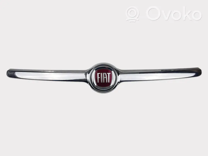 Fiat 500L Grille de calandre avant 735559060