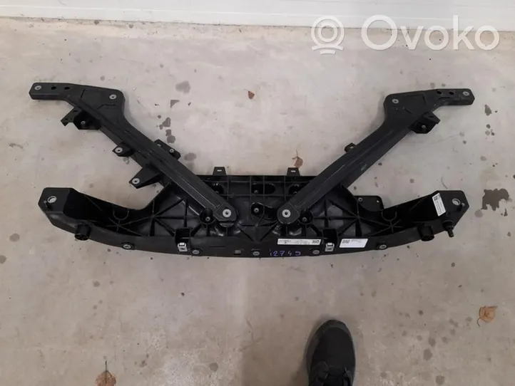 Tesla Model 3 Pannello di supporto del radiatore 