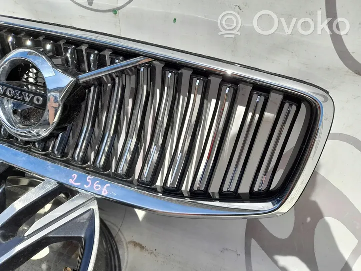 Volvo V60 Atrapa chłodnicy / Grill 31323099