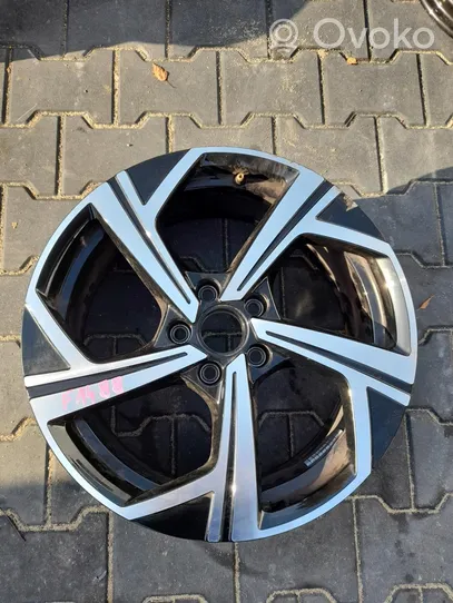 Volkswagen Golf VIII Cerchione in acciaio R16 