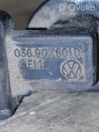 Volkswagen Golf Plus Czujnik pozycji wału rozrządu 036907601D