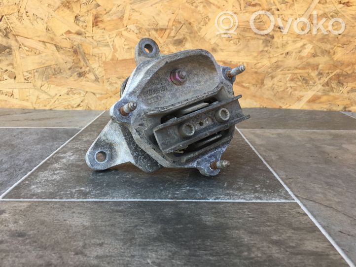 Audi A4 S4 B8 8K Supporto della scatola del cambio 8K0399151