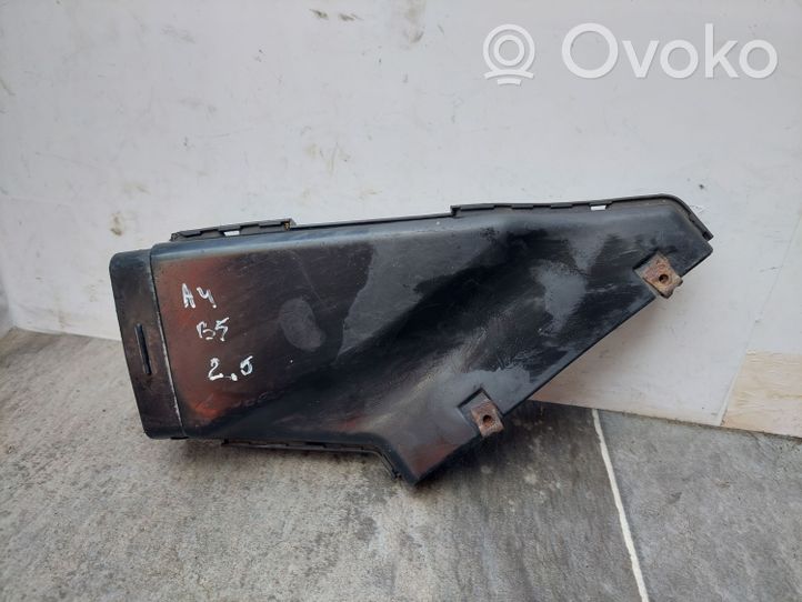 Audi A4 S4 B5 8D Parte del condotto di aspirazione dell'aria 8D0129617B