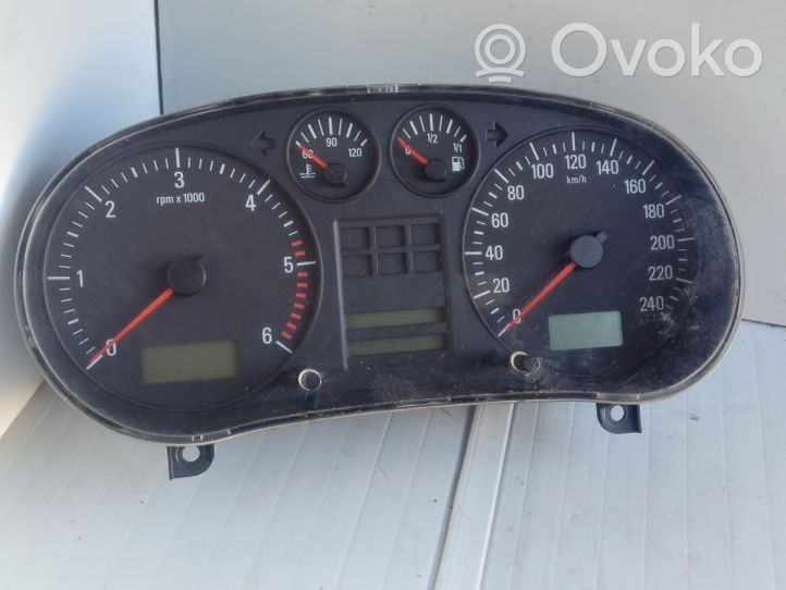 Seat Toledo III (5P) Compteur de vitesse tableau de bord 