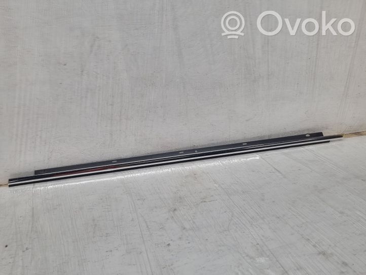 Audi A6 S6 C6 4F Rivestimento modanatura del vetro della portiera anteriore 4F0853283C