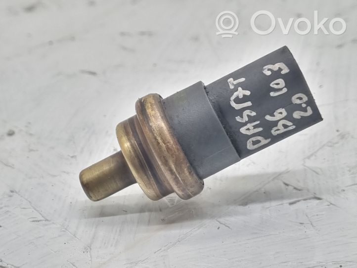 Volkswagen PASSAT B6 Sonde de température de liquide de refroidissement 