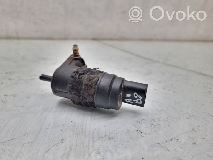 Audi A4 S4 B8 8K Pompe de lave-glace de pare-brise 8K9955647