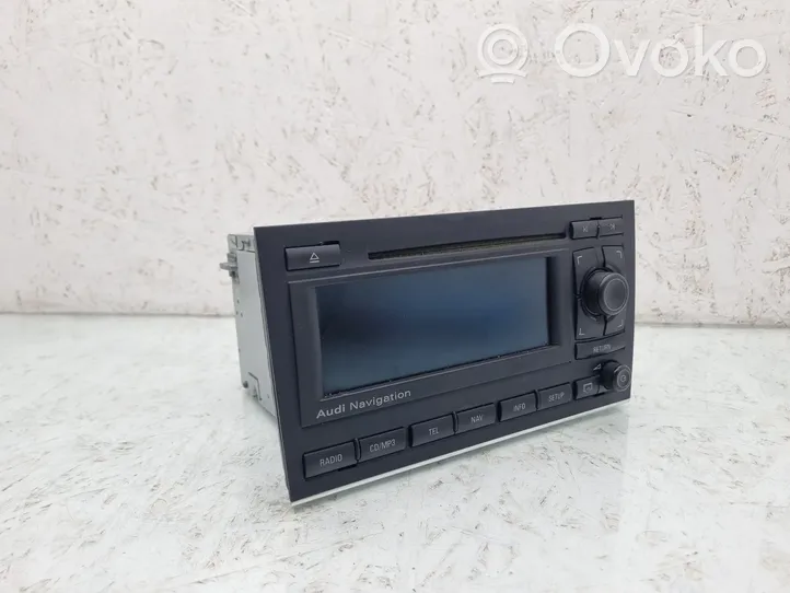 Audi A4 S4 B7 8E 8H Unidad delantera de radio/CD/DVD/GPS 8E0035192S