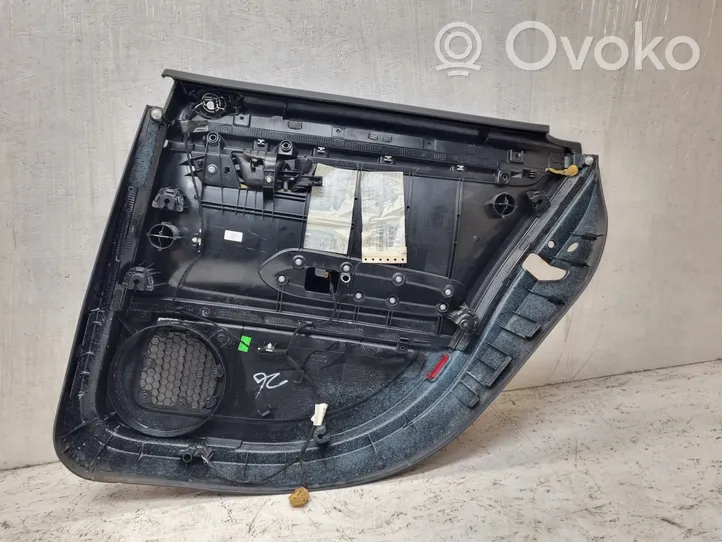 Audi A4 S4 B7 8E 8H Takaoven verhoilu 8E0867305