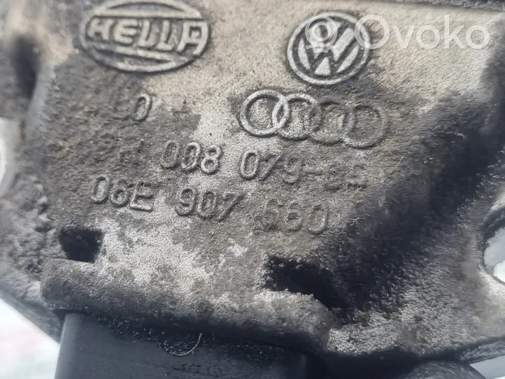 Audi A6 S6 C6 4F Eļļas līmeņa sensors 06E907660