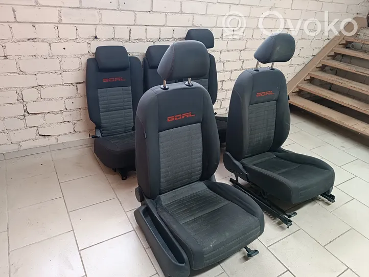 Volkswagen Golf Plus Set interni 