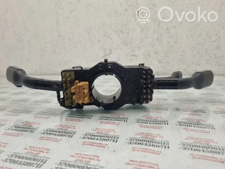 Audi A4 S4 B5 8D Leva/interruttore dell’indicatore di direzione e tergicristallo 4D0953513