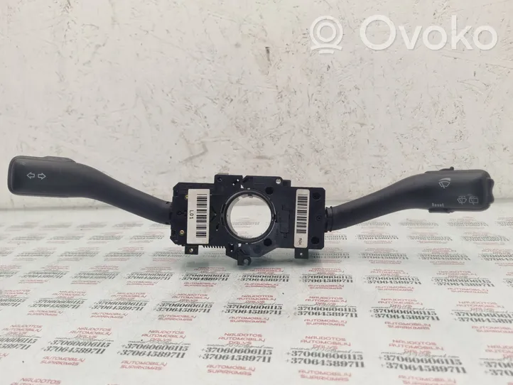 Volkswagen Golf IV Commodo, commande essuie-glace/phare 8L0953513G