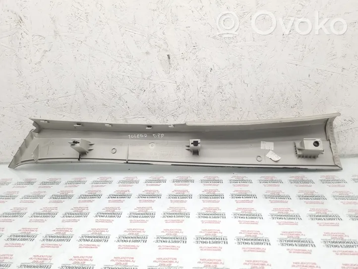 Seat Toledo III (5P) Rivestimento montante (A) 5P0867234N