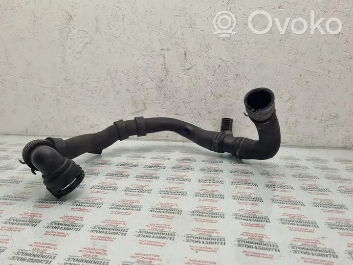 Volkswagen Touran II Tubo flessibile del liquido di raffreddamento del motore 1K0122291BM