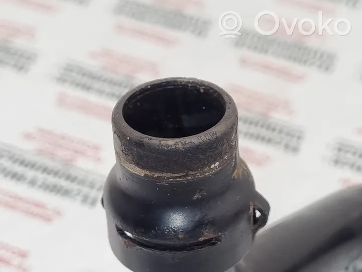 Audi A4 S4 B7 8E 8H Tuyau de liquide de refroidissement moteur 