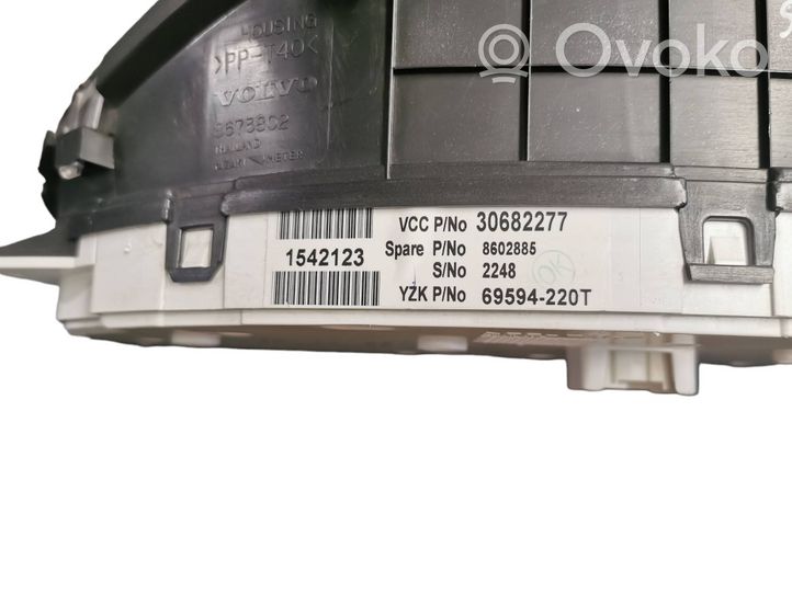 Volvo S60 Tachimetro (quadro strumenti) 30682277