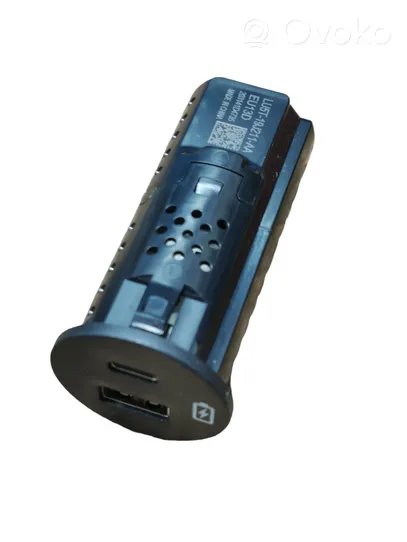 Ford Mustang Mach-E Connettore plug in USB LU5T19J211AA