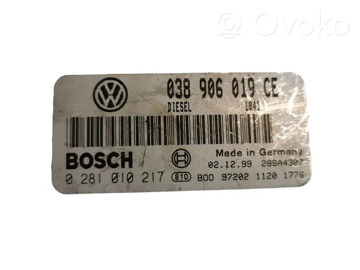 Volkswagen PASSAT B5 Centralina/modulo del motore 038906019CE